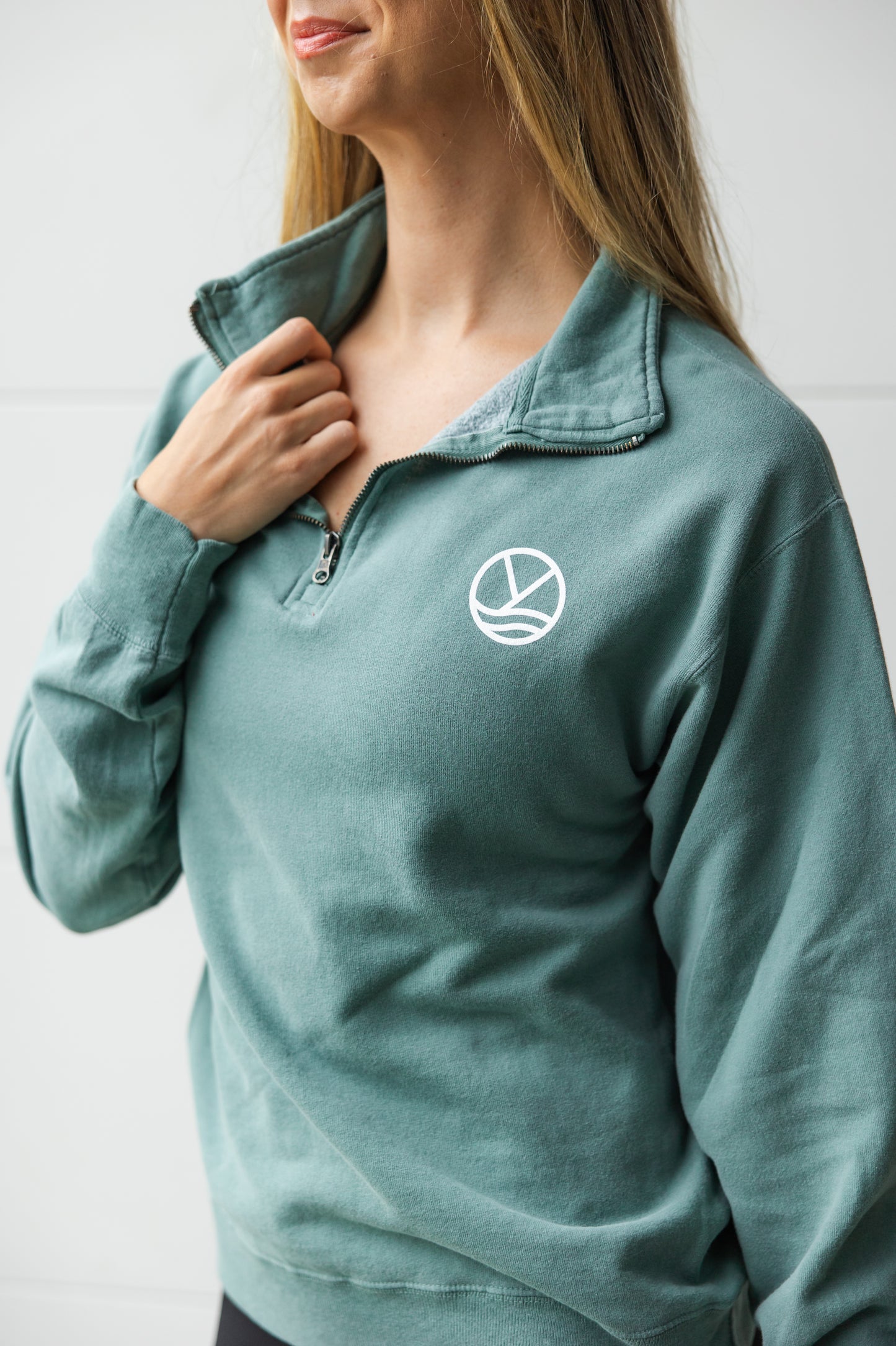 Yonder Quarter Zip Sweatshirt